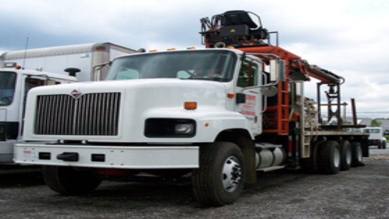 The Benefits Of A Standard And Heavy Truck Towing Service