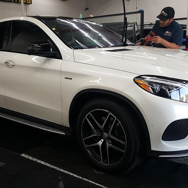 The Benefits Of Auto Window Tinting In Corona CA